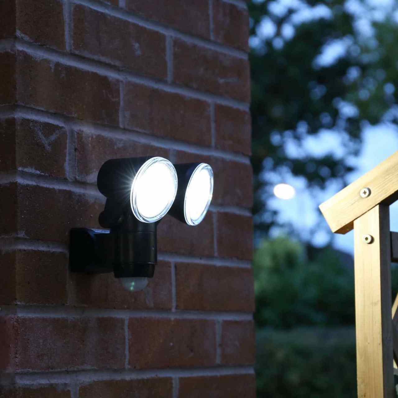 Wireless Security Lights