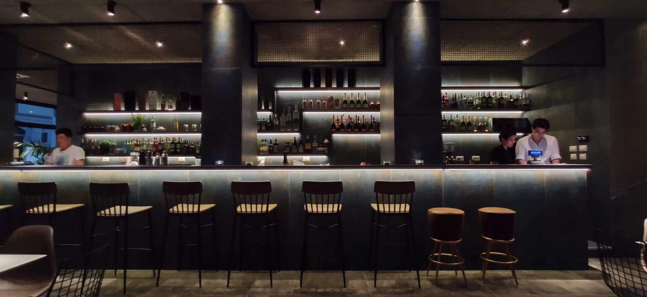 Italian bar