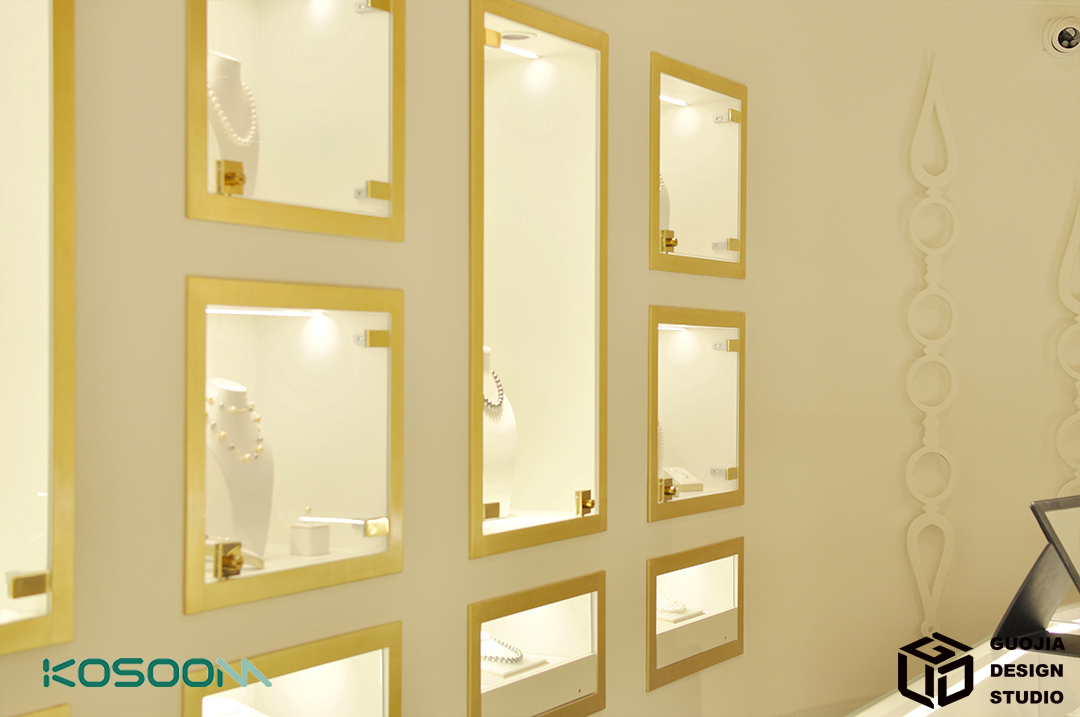 How Kosoom Saved Almost $1000 when Installing LED Strip Lights for Stairs in Villa-Article-Our Brand-2 (11)