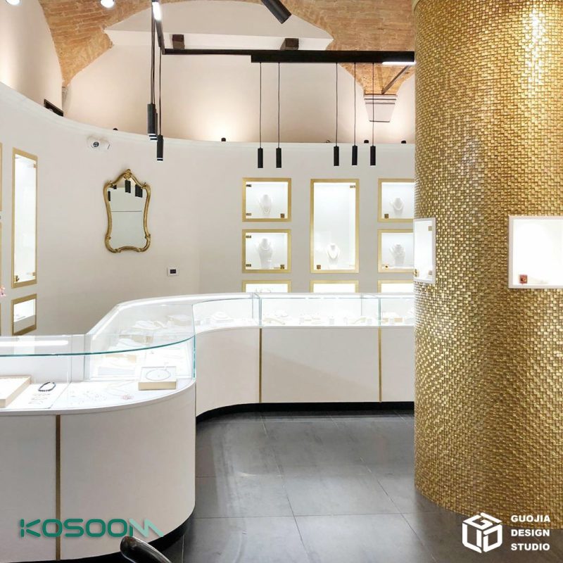 How Kosoom Saved Almost $1000 when Installing LED Strip Lights for Stairs in Villa-Solution-Our Brand-2 (5)