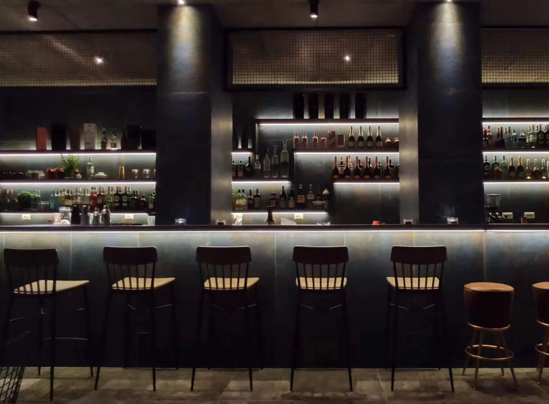Italian bar