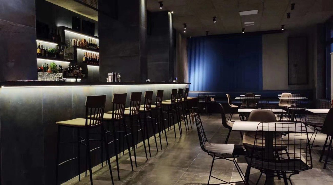 Italian bar